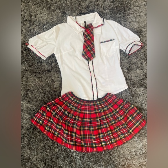 Leg Avenue Teacher’s Pet Schoolgirl Costume - Picture 3 of 11